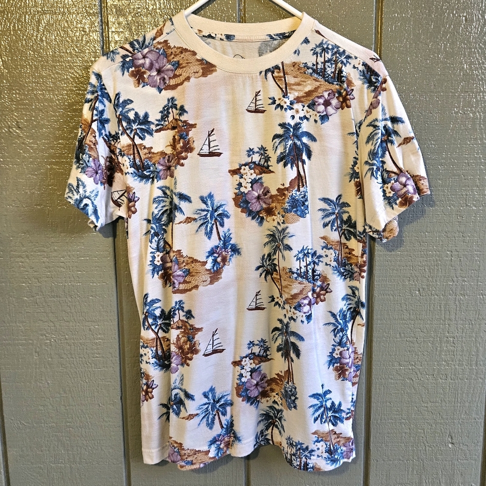 Men's Crew Neck Hawaiian T-shirt